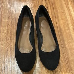 Clark’s black suede wedges